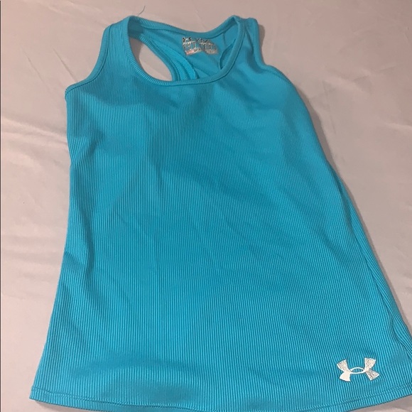 Under Armour Tops - 🐠under armour tank top!!